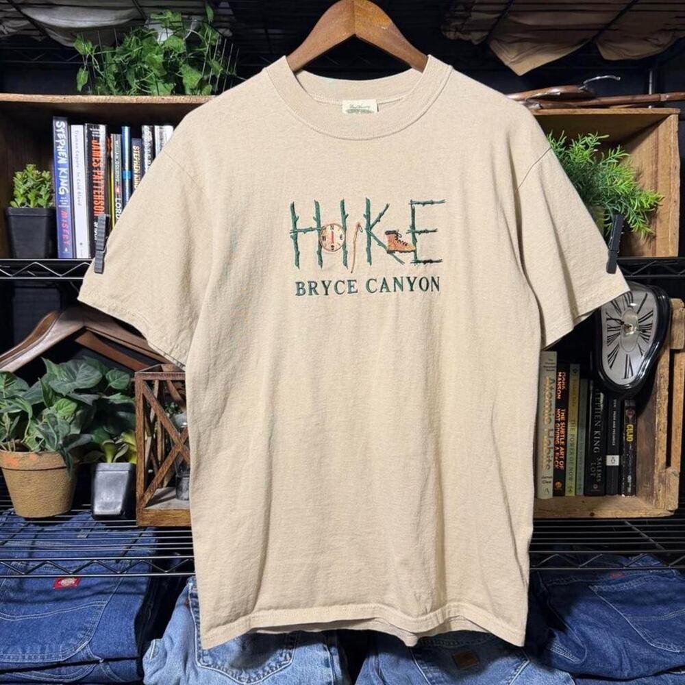 Vintage 90s Bryce Canyon Hiking Tee Tan Green Embroidered Nature Shirt Medium
